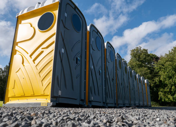 Best Deluxe Portable Toilet Rental  in Apple Mountain Lake, VA